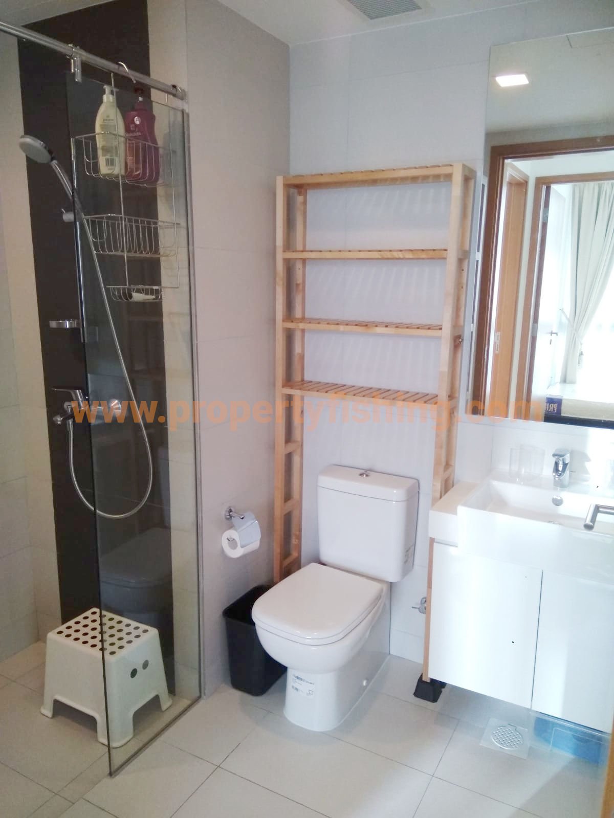 Idyllic Suites Bathroom